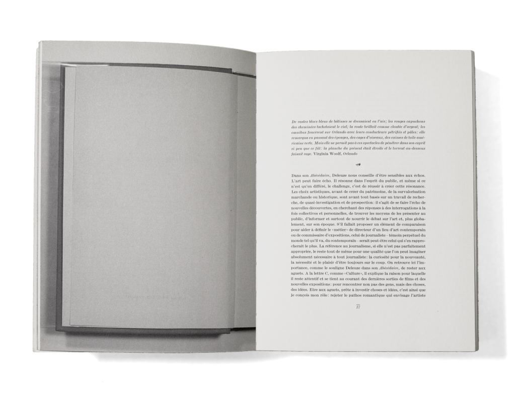 Catalogue retraçant l’activité du Centre d’édition contemporaine, Genève. En tant que Schönherwehrs.