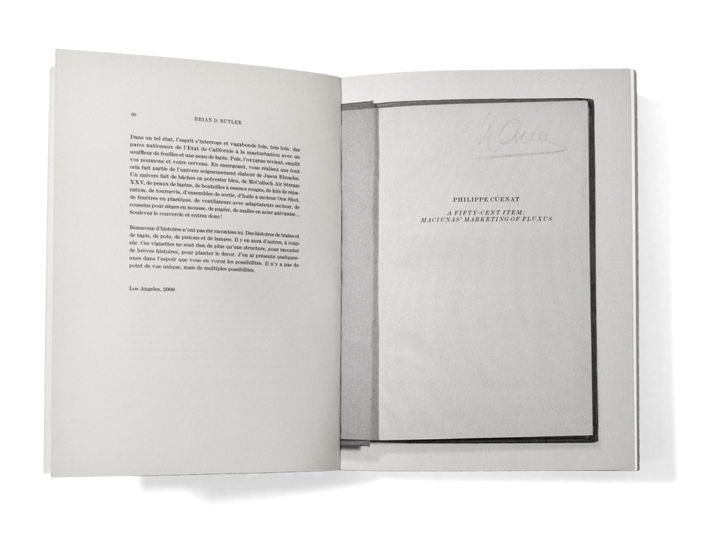 Catalogue retraçant l’activité du Centre d’édition contemporaine, Genève. En tant que Schönherwehrs.
