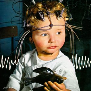 Pochette d’un CD sampler inséré dans le magazine Groove (Allemagne). J’avais dessiné la police de caractères des titres pour l’identité d’une exposition sur le cerveau et la vision. En tant que Schönwehrs.