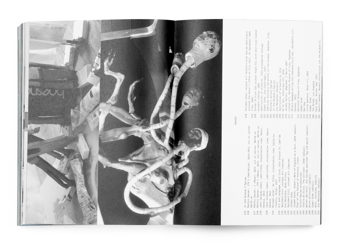 Double page du livre de Mathis Gasser, In the Museum 1 2 3, Regulators 1 2 n