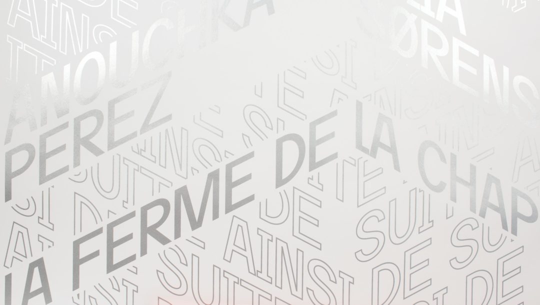 Détail de l’affiche typographique pour une exposition de Anouchka Perez et Julia Sorensen